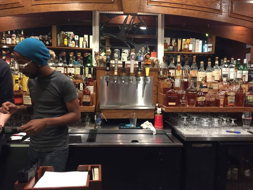 Two Foxes Gastropub | restaurant | 121 S Main St, Bowling Green, OH 43402, USA | 4193158891 OR +1 419-315-8891