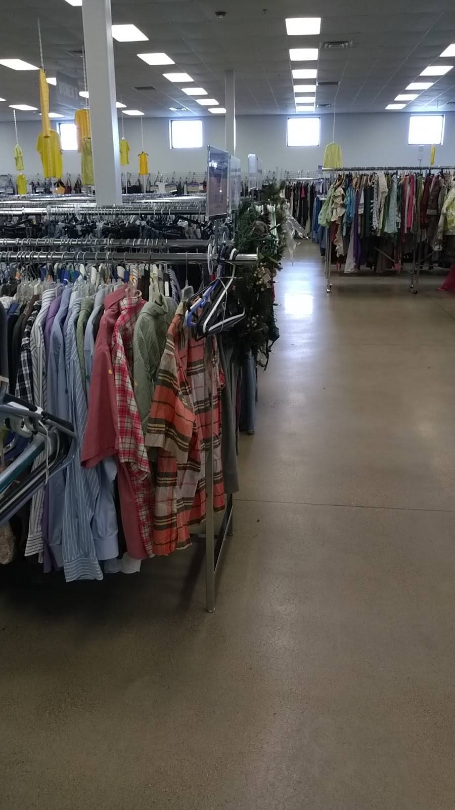 Goodwill | restaurant | 2624 Fort Campbell Blvd, Hopkinsville, KY 42240, USA | 2708857247 OR +1 270-885-7247