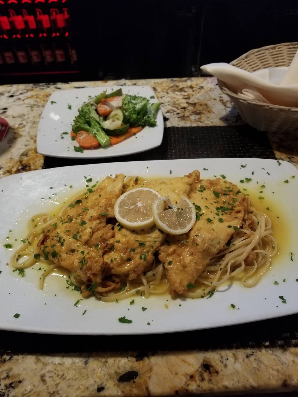 Casa Rina of Thornwood | restaurant | 886 Commerce St, Thornwood, NY 10594, USA | 9147694515 OR +1 914-769-4515