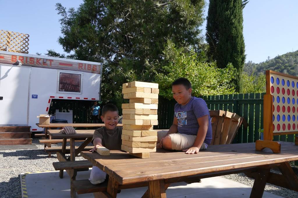 Woodys | restaurant | 4993 5th St, Mariposa, CA 95338, USA | 2099667427 OR +1 209-966-7427