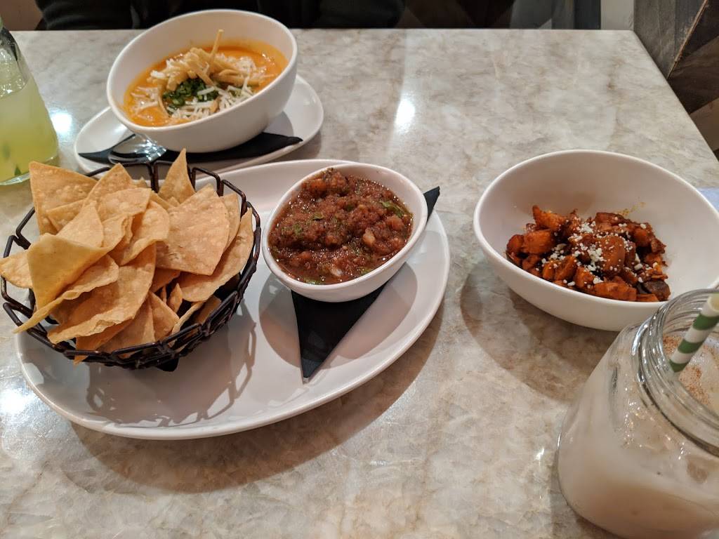 Tocaya Organica | restaurant | 4301 La Jolla Village Dr #2003, San Diego, CA 92122, USA | 8583337920 OR +1 858-333-7920