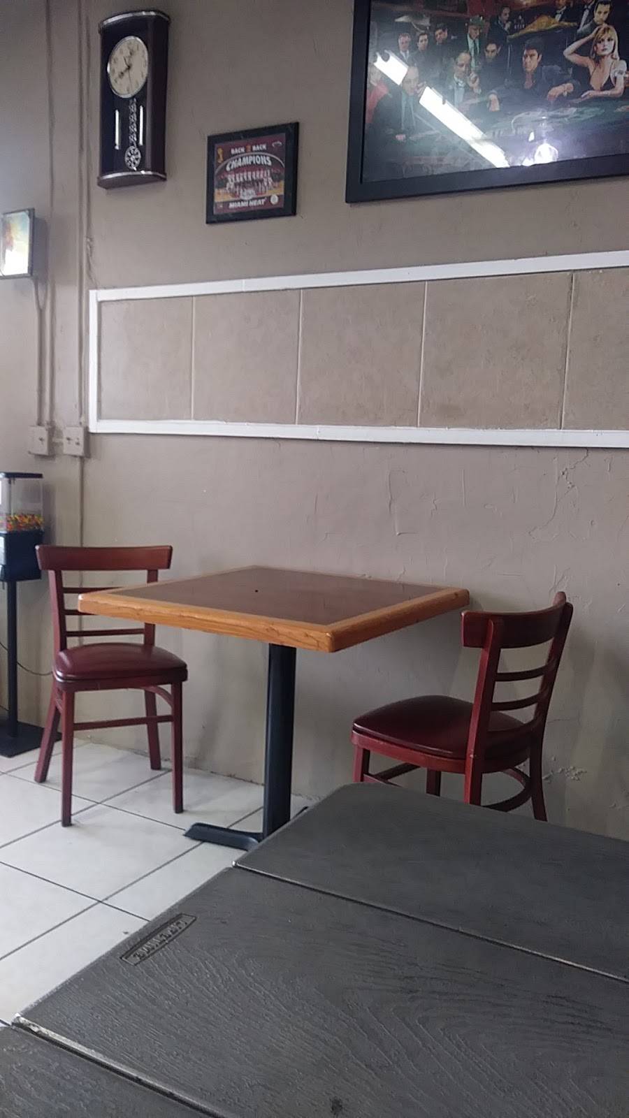 Chicken Box & More | restaurant | 204 N Flagler Ave, Pompano Beach, FL 33060, USA | 9547817400 OR +1 954-781-7400