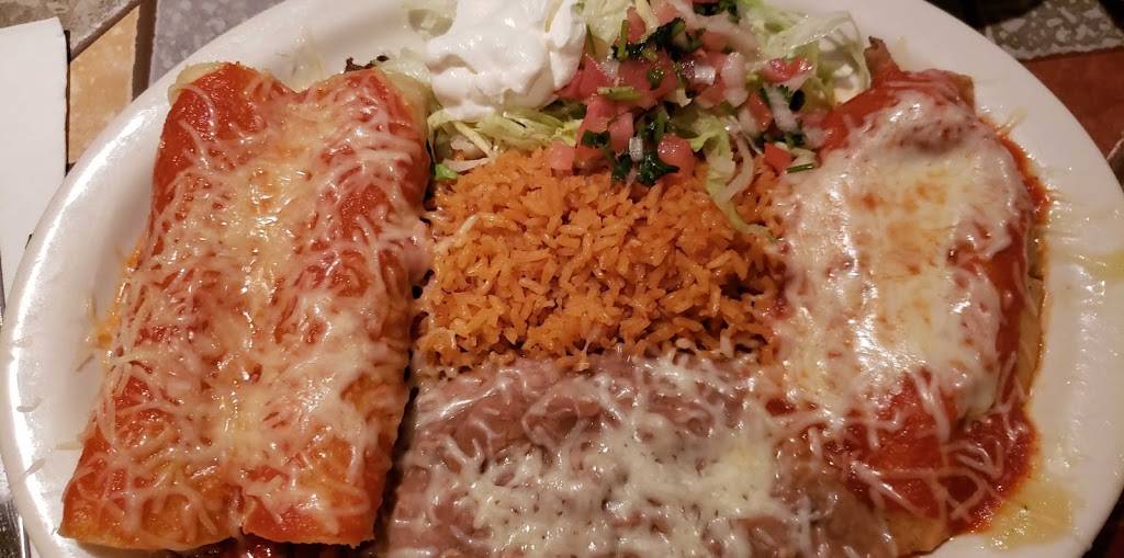 La Cabana Mexican Bar and Grill | restaurant | 2060 S Bay St, Eustis, FL 32726, USA | 3523574600 OR +1 352-357-4600