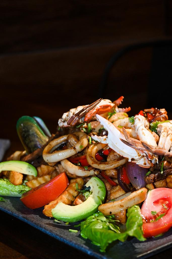 Fusion Bowlz Naples | restaurant | 7700 Trail Blvd, Naples, FL 34108, USA | 2394316352 OR +1 239-431-6352