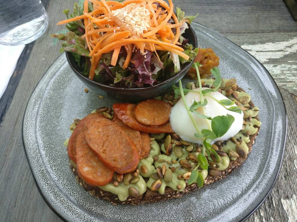 Joe Bird | restaurant | 207 Queens Quay W #150, Toronto, ON M5J 1A7, Canada | 6479772767 OR +1 647-977-2767