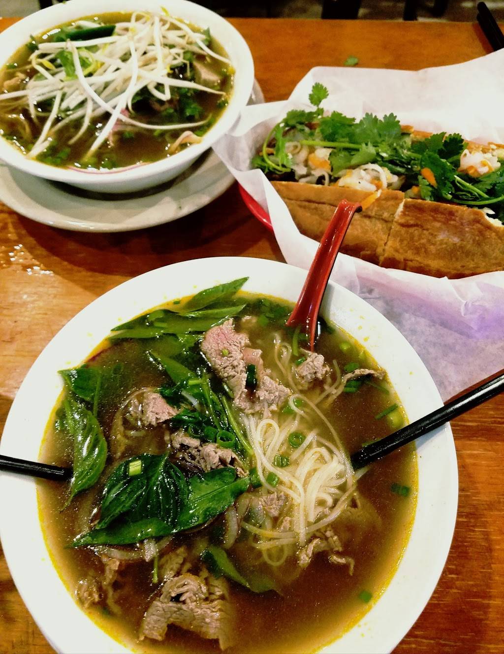 I Luv Pho | restaurant | 4500 Satellite Blvd #1100, Duluth, GA 30096, USA | 7702498989 OR +1 770-249-8989