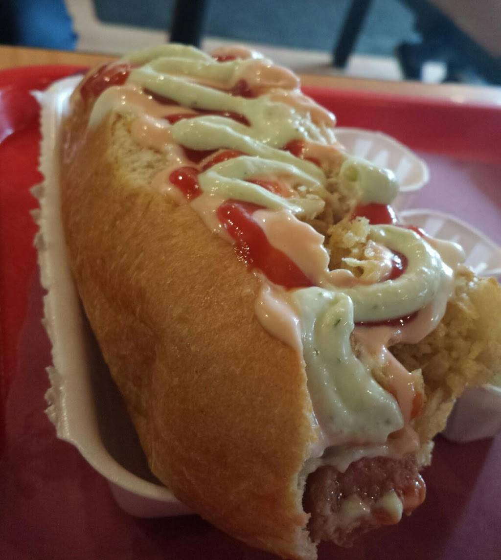 Las Tias | bakery | 74-01 Metropolitan Ave, Middle Village, NY 11379, USA | 7184163888 OR +1 718-416-3888