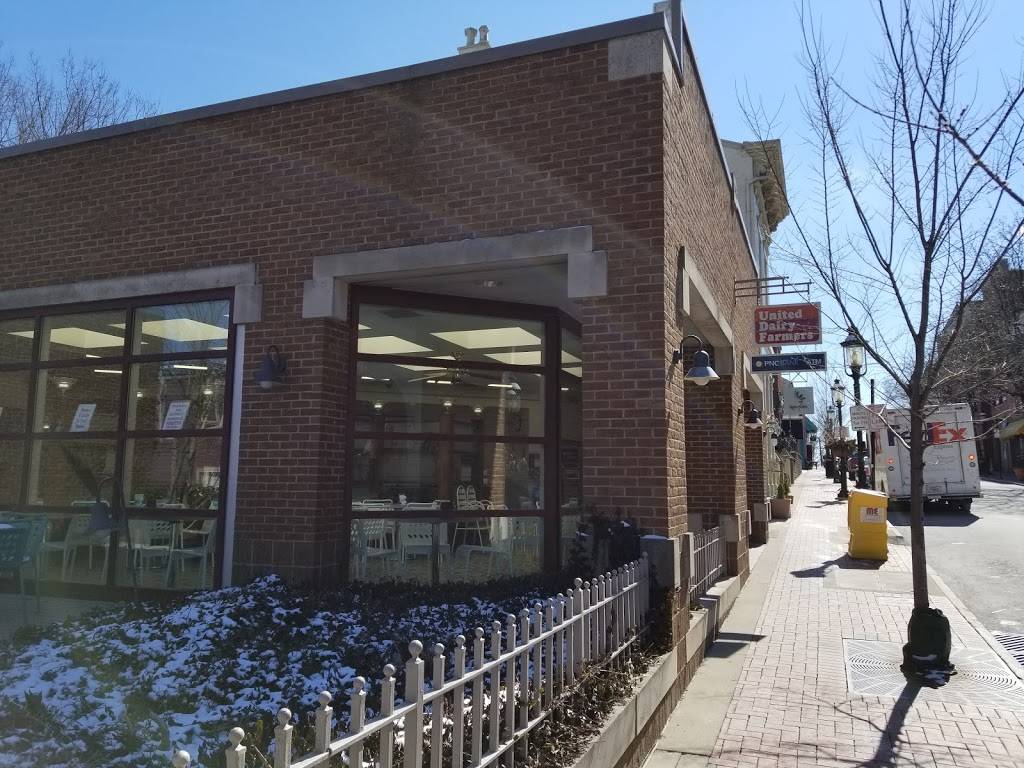 United Dairy Farmers | restaurant | 1124 St Gregory St, Cincinnati, OH 45202, USA | 5137231900 OR +1 513-723-1900