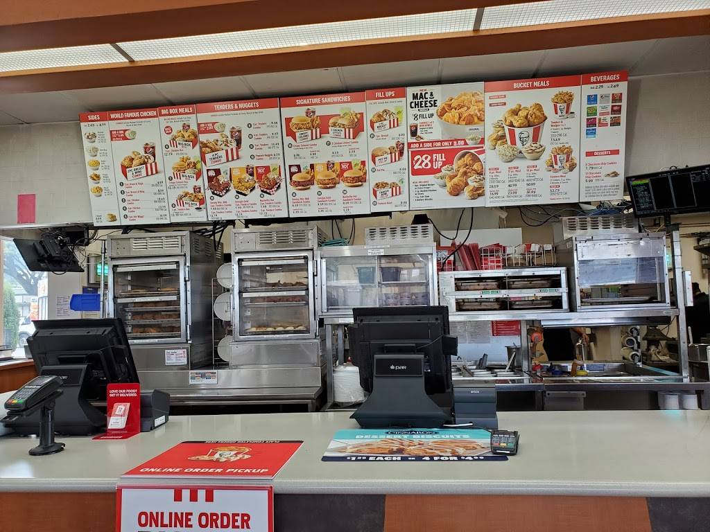 KFC | restaurant | 45-480 Kaneohe Bay Dr, Kaneohe, HI 96744, USA | 8082360313 OR +1 808-236-0313