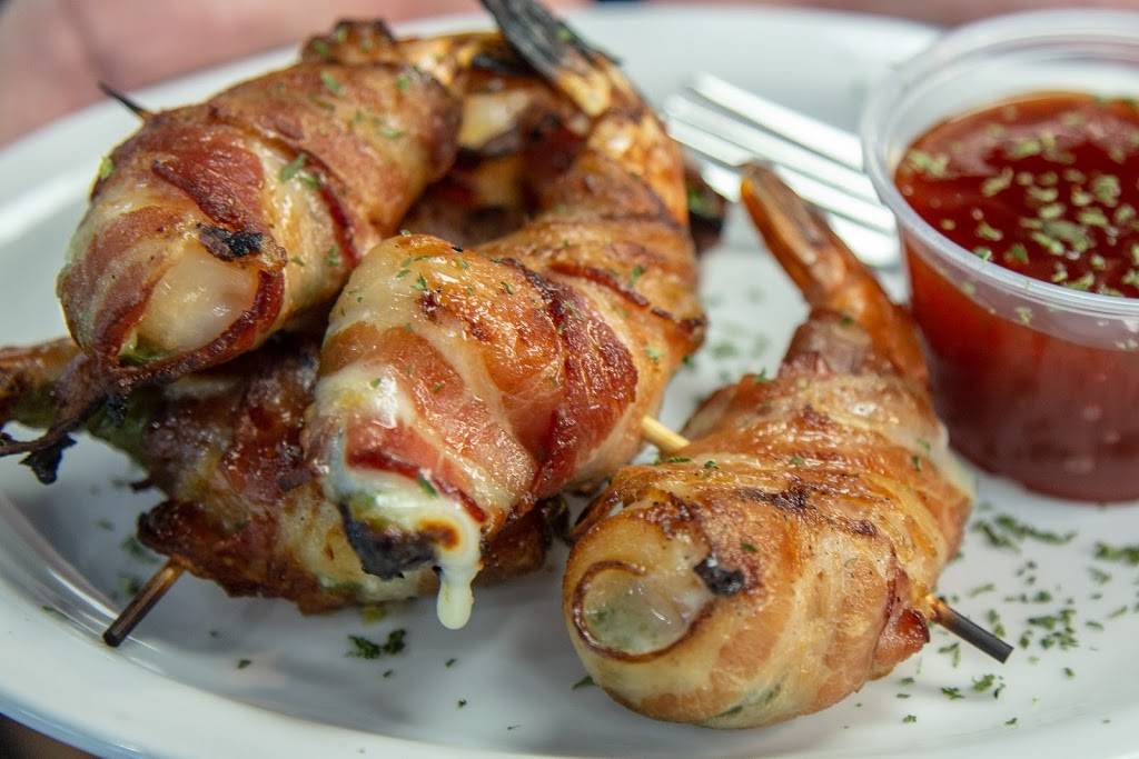 Shark Beach Grill | restaurant | 1941 S Yale Ave, Tulsa, OK 74112, USA | 5396644103 OR +1 539-664-4103