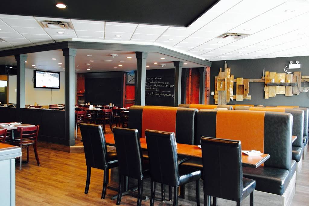 Restaurant Aux 3 Grelots | restaurant | 101 Rue Lachapelle E Local C, Saint-Rémi, QC J0L 2L0, Canada | 4504543414 OR +1 450-454-3414