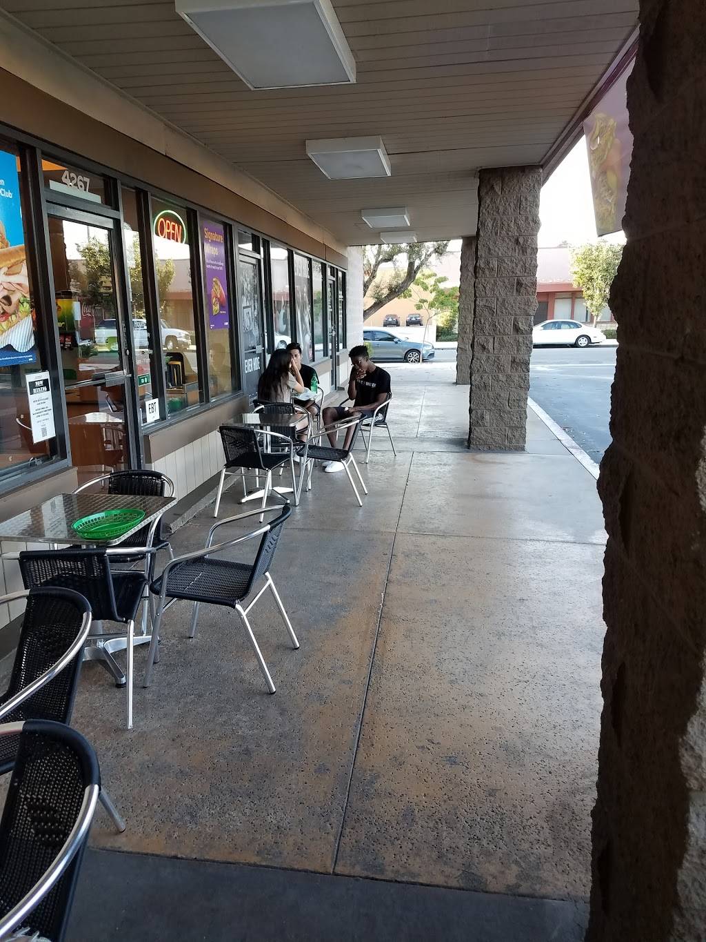 Subway Restaurants | restaurant | 4267 Atlantic Ave, Long Beach, CA 90807, USA | 5624262678 OR +1 562-426-2678