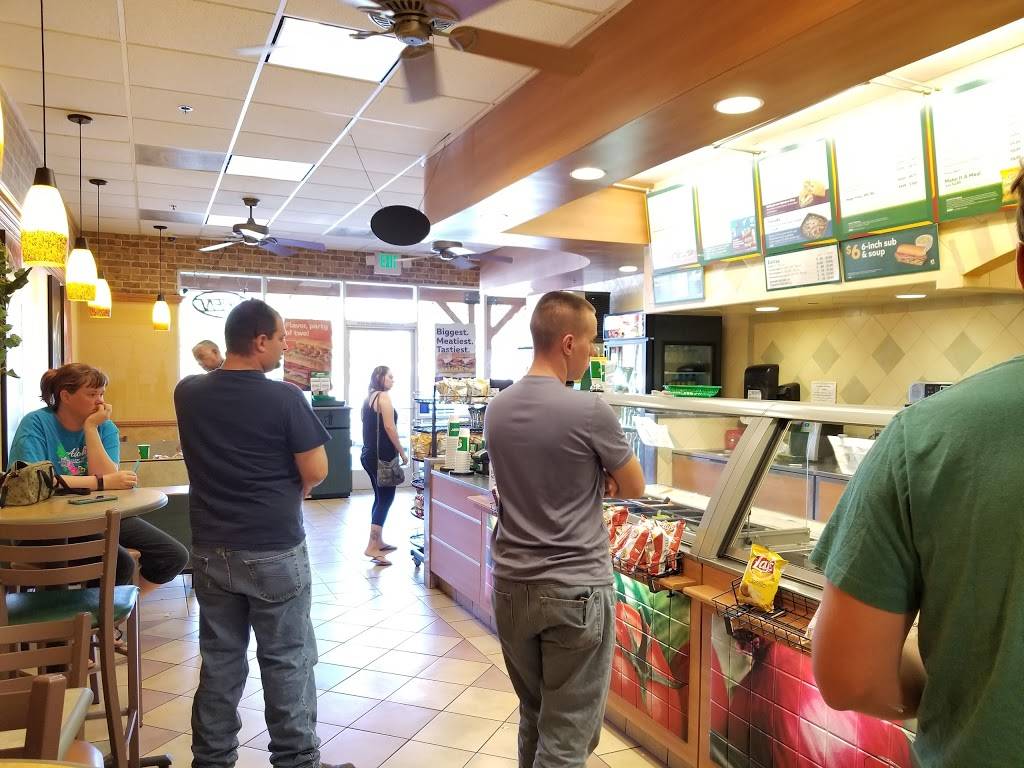 Subway | meal takeaway | 2425 Golden Hills Road Suite 102, Paso Robles, CA 93446, USA | 8052377560 OR +1 805-237-7560