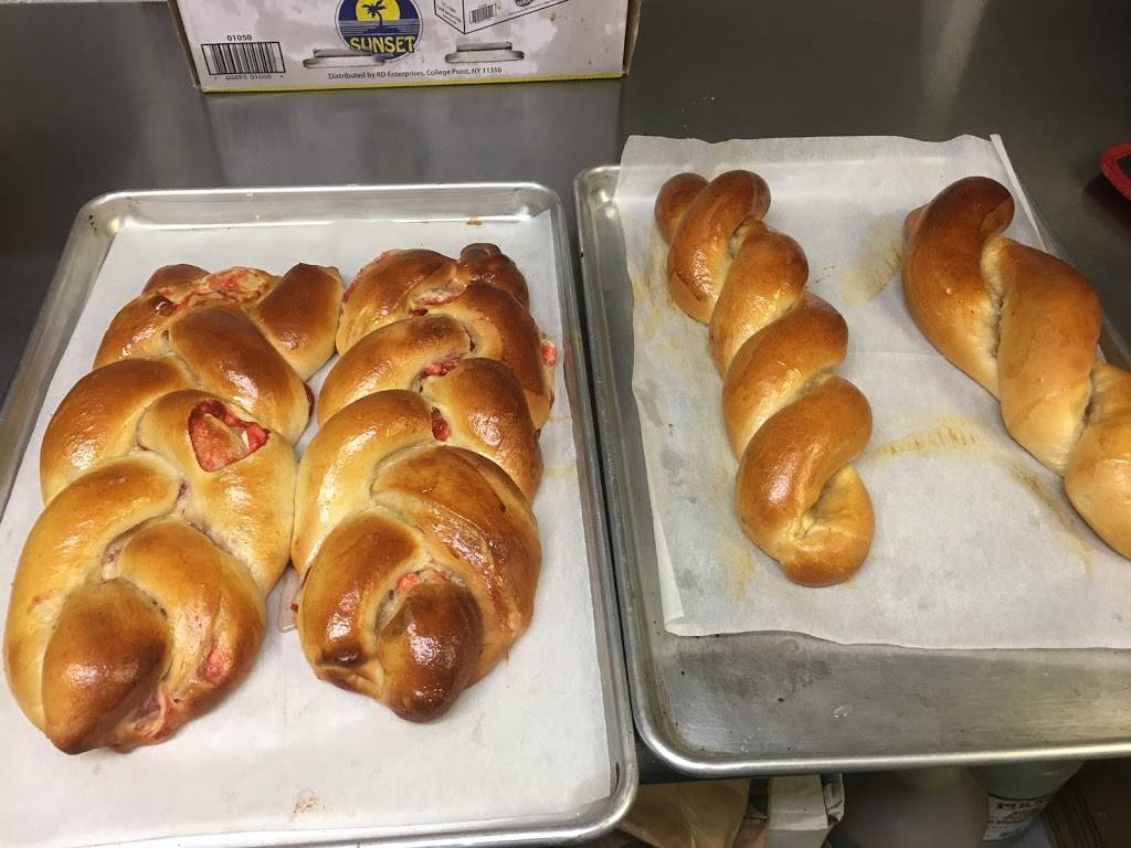 La Isla Del Sol Azul | restaurant | 2309 S 50th St, Tampa, FL 33619, USA | 8132486912 OR +1 813-248-6912