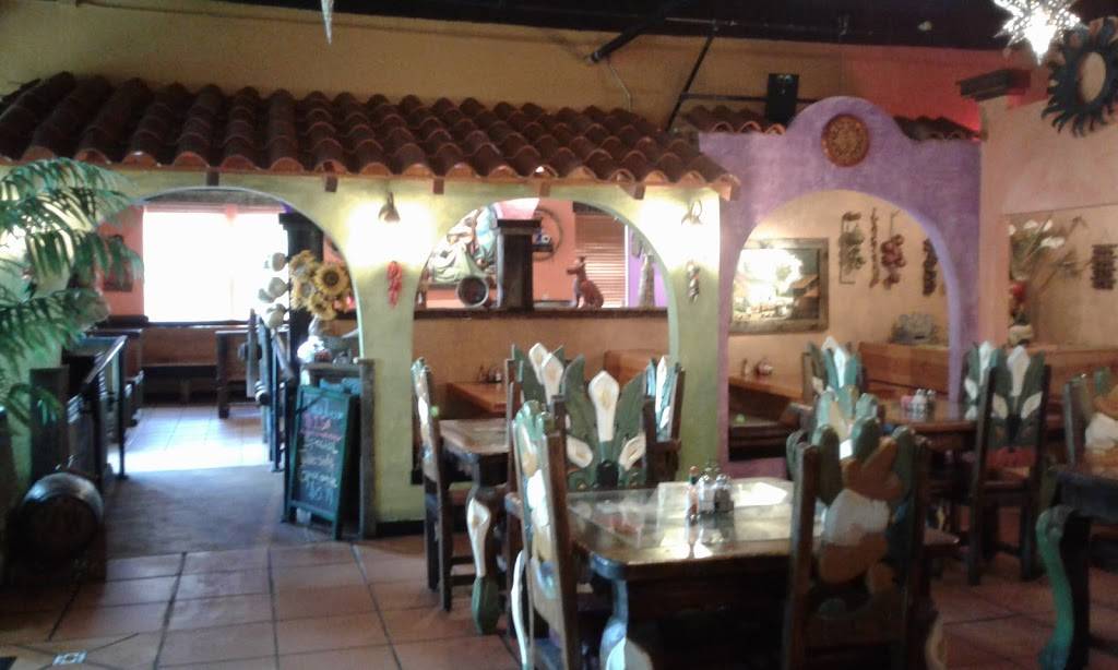 Sol De Mexico | restaurant | 125 N Bay St, Eustis, FL 32726, USA | 3523570259 OR +1 352-357-0259