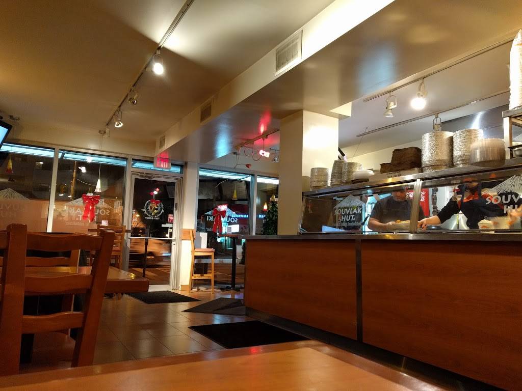 Souvlaki Hut | restaurant | 5304 Dundas St W, Etobicoke, ON M9B 1B2, Canada | 4162333233 OR +1 416-233-3233