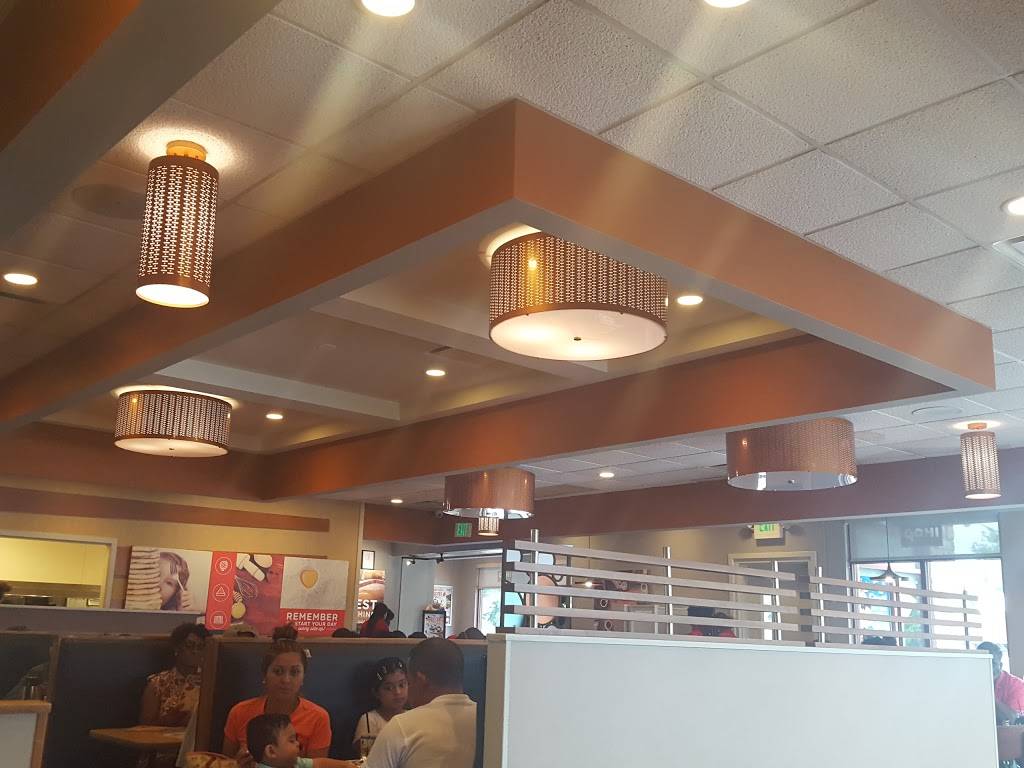 IHOP | restaurant | 3601 Bladensburg Rd, Colmar Manor, MD 20722, USA | 3017790838 OR +1 301-779-0838