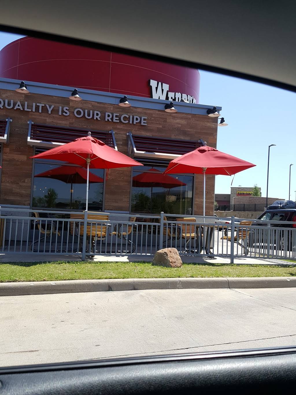 Wendys | restaurant | 6716 Bridge St, Fort Worth, TX 76112, USA | 8177274778 OR +1 817-727-4778