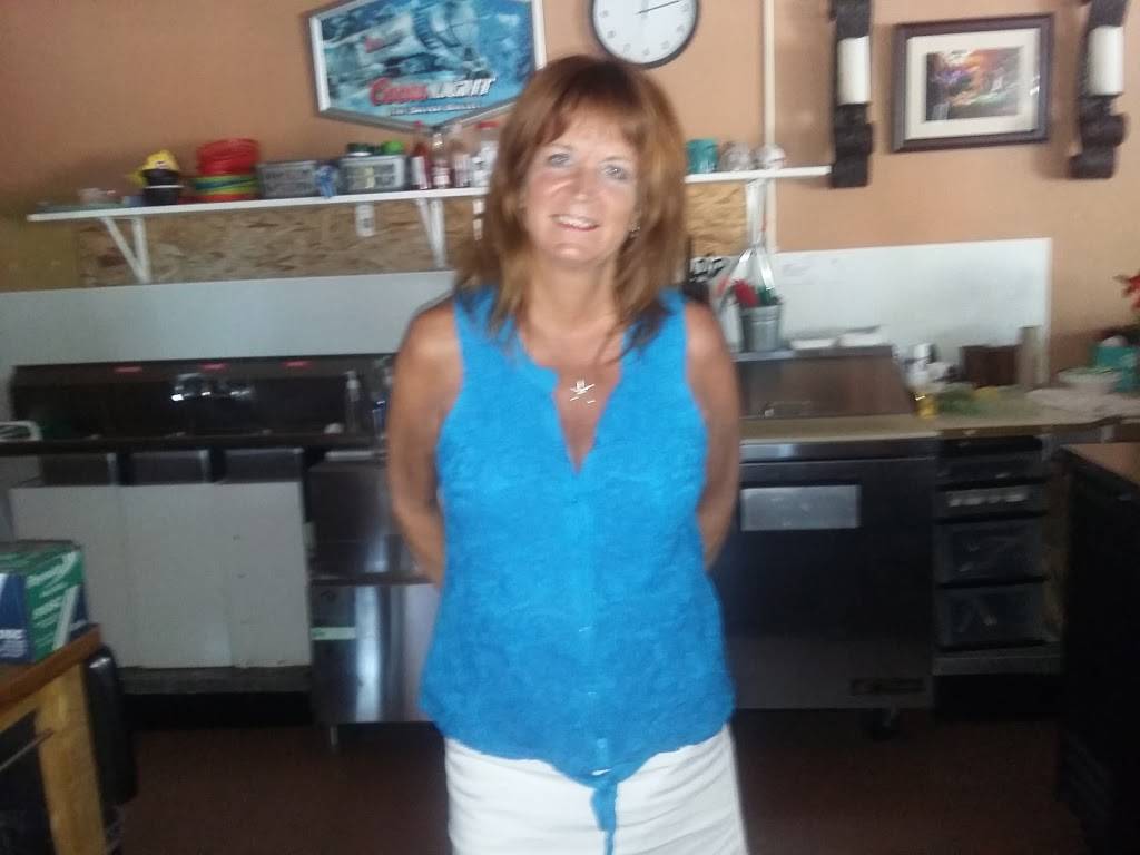 Rounders Bar and Lotto | restaurant | 11416 NE Halsey St, Portland, OR 97220, USA | 5032574510 OR +1 503-257-4510