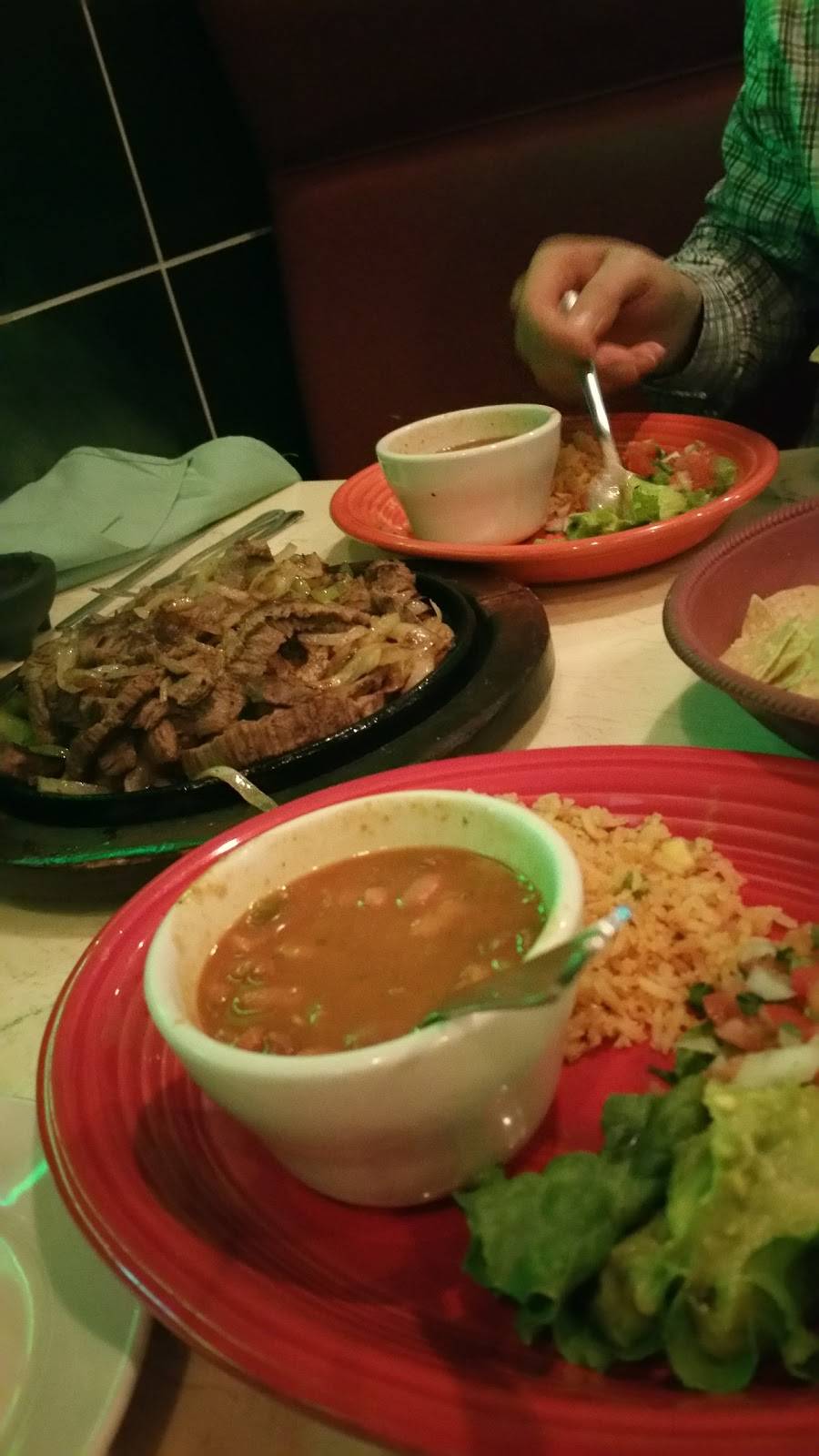 Juanitas Mexican Restaurant | restaurant | 2728 W T C Jester Blvd, Houston, TX 77018, USA | 7136808011 OR +1 713-680-8011