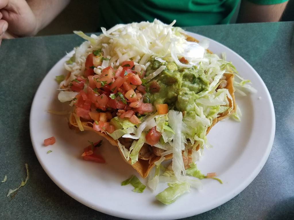 Lupes Diner & Agave Room | restaurant | 9570, 710 McClelland Dr, Windsor, CA 95492, USA | 7078360150 OR +1 707-836-0150