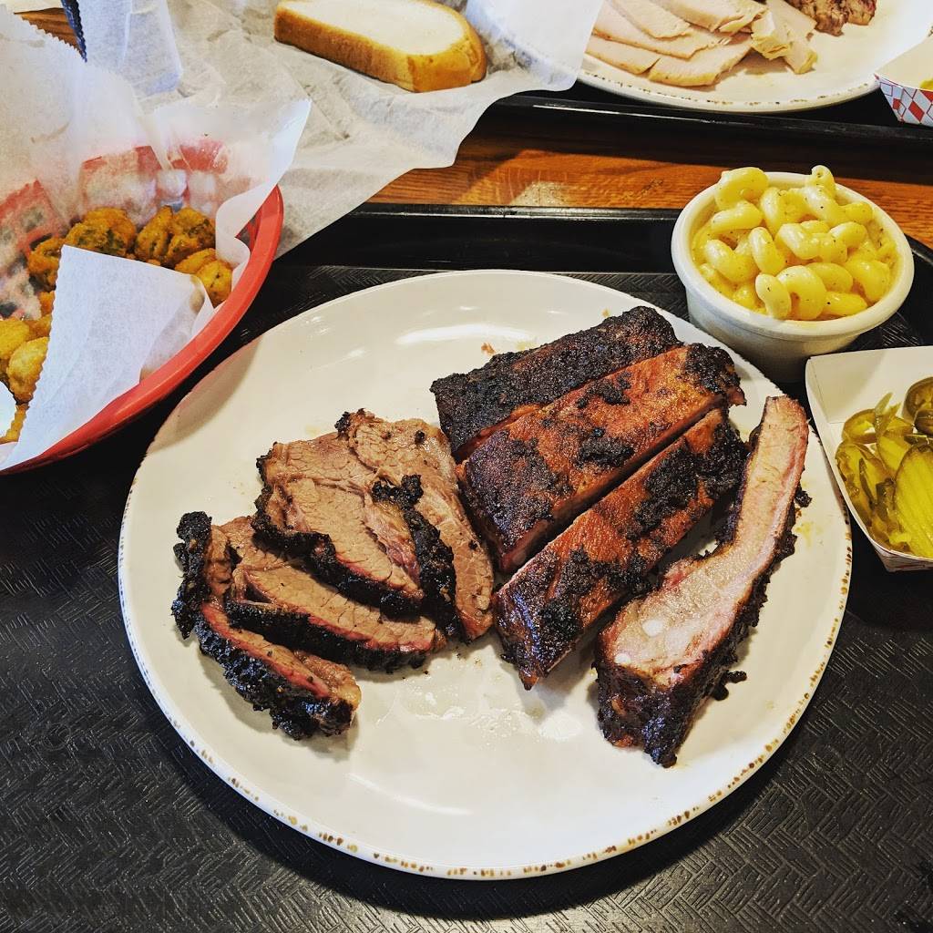 Gatlins BBQ | restaurant | 3510 Ella Blvd, Houston, TX 77018, USA | 7138694227 OR +1 713-869-4227