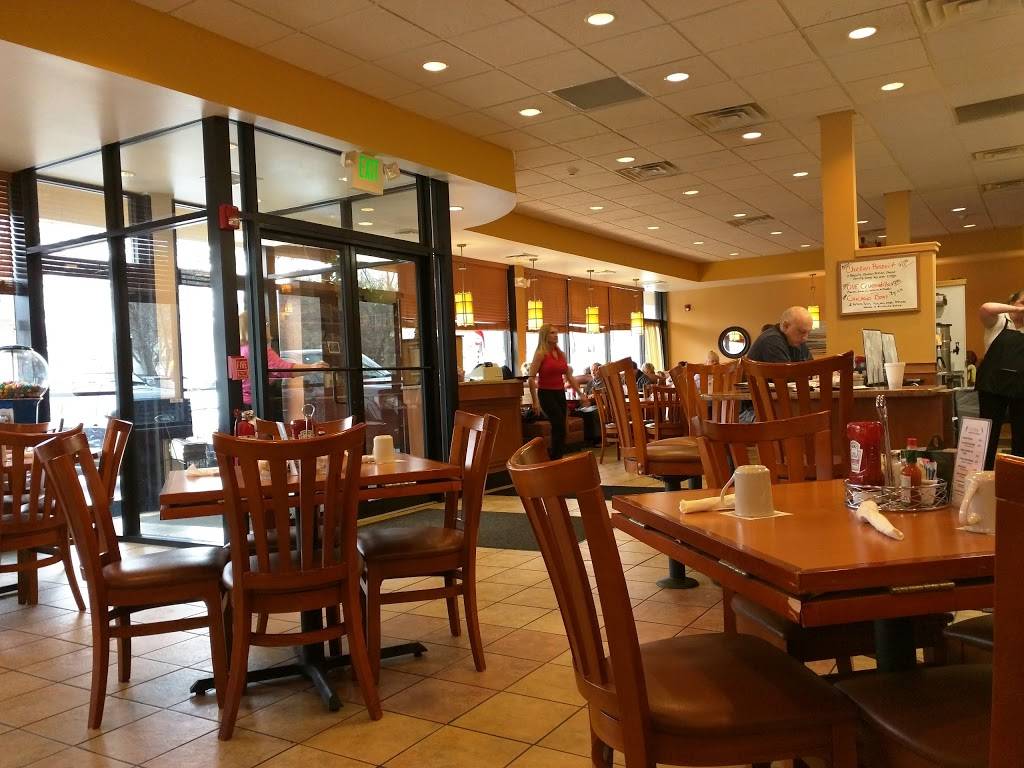 Rainbow Pancake House and Restaurant | restaurant | 1229 S Main St, Algonquin, IL 60102, USA | 2246789526 OR +1 224-678-9526