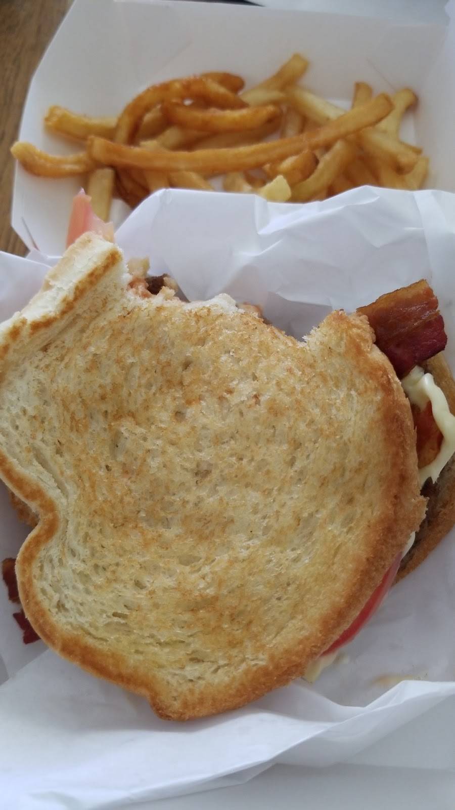 Jack in the Box | restaurant | 1563 W Main St, Lewisville, TX 75067, USA | 2142227850 OR +1 214-222-7850