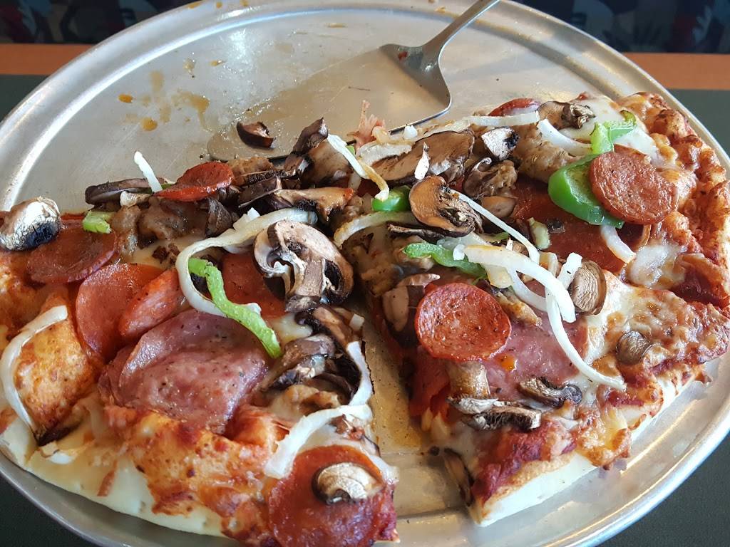 Round Table Pizza | meal delivery | 2270 S Azusa Ave D, West Covina, CA 91792, USA | 6268392900 OR +1 626-839-2900