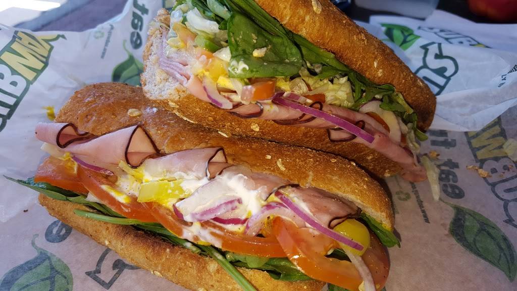Subway Restaurants | restaurant | 860 E Carson St Suite 101, Carson, CA 90745, USA | 3105186595 OR +1 310-518-6595