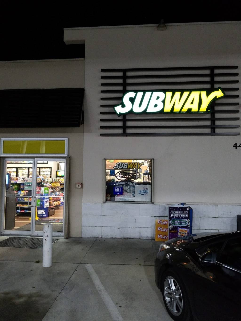 Subway | restaurant | 4498 N Orange Blossom Trail, Mt Dora, FL 32757, USA | 3527351631 OR +1 352-735-1631