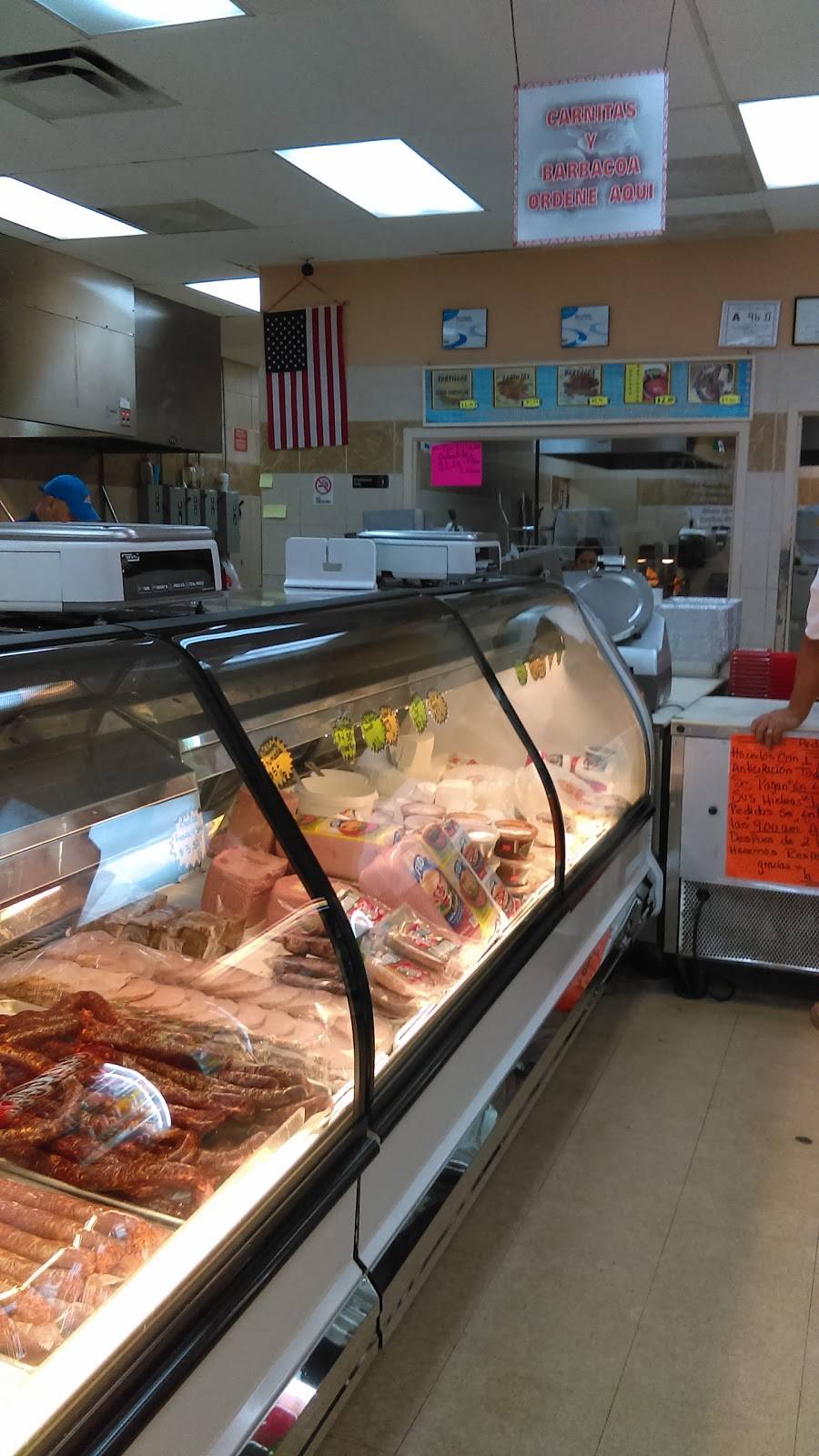 Las Lupitas | meal takeaway | 5210 N Tryon St, Charlotte, NC 28213, USA | 7049104872 OR +1 704-910-4872