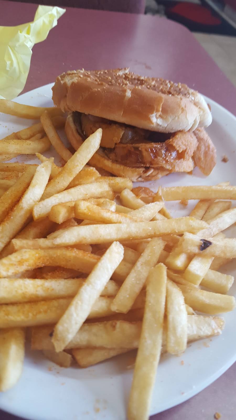 Primo Burgers | restaurant | 42157 50th St W, Quartz Hill, CA 93536, United States | 6617222786 OR +1 661-722-2786