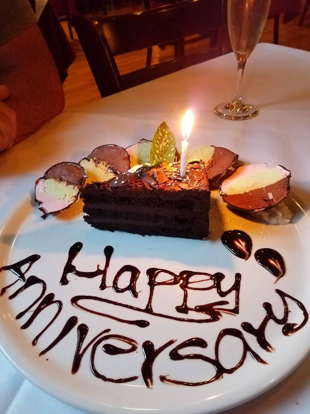 La Grotta | restaurant | 811 McLean Ave, Yonkers, NY 10704, USA | 9142374075 OR +1 914-237-4075