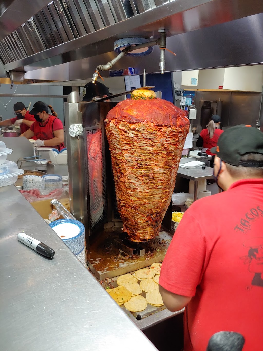 Tacos El Gordo | restaurant | 1724 E Charleston Blvd, Las Vegas, NV 89104, USA | 7022518226 OR +1 702-251-8226