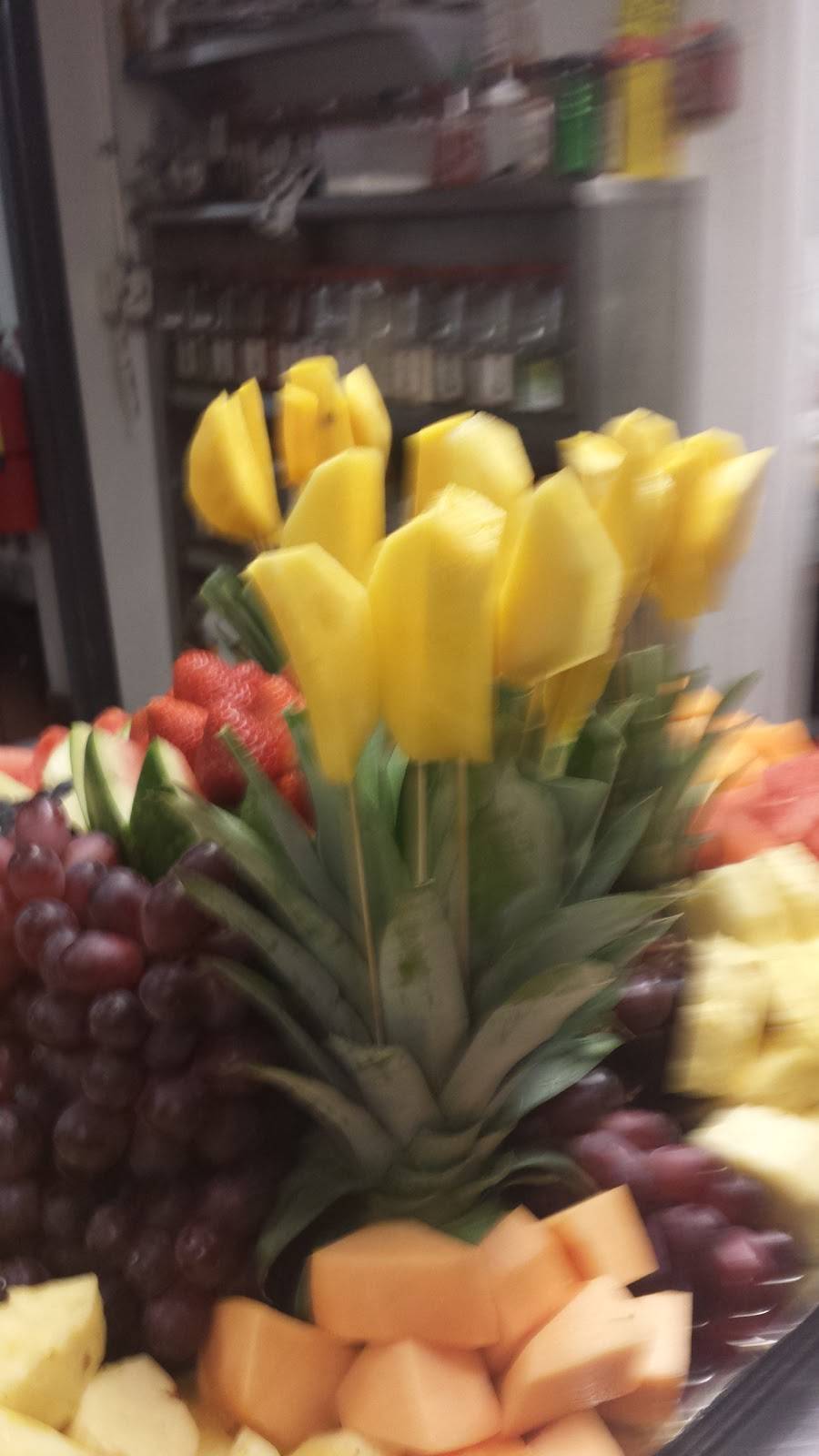 Town and Country Inn | restaurant | 48 NJ-35, Keyport, NJ 07735, USA | 7322646820 OR +1 732-264-6820