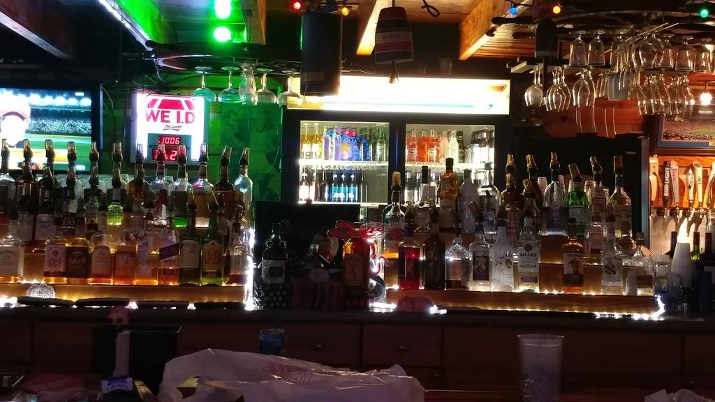 Shipwreck Lounge | restaurant | 48 Highway 19 S, Inglis, FL 34449, USA | 3524475202 OR +1 352-447-5202