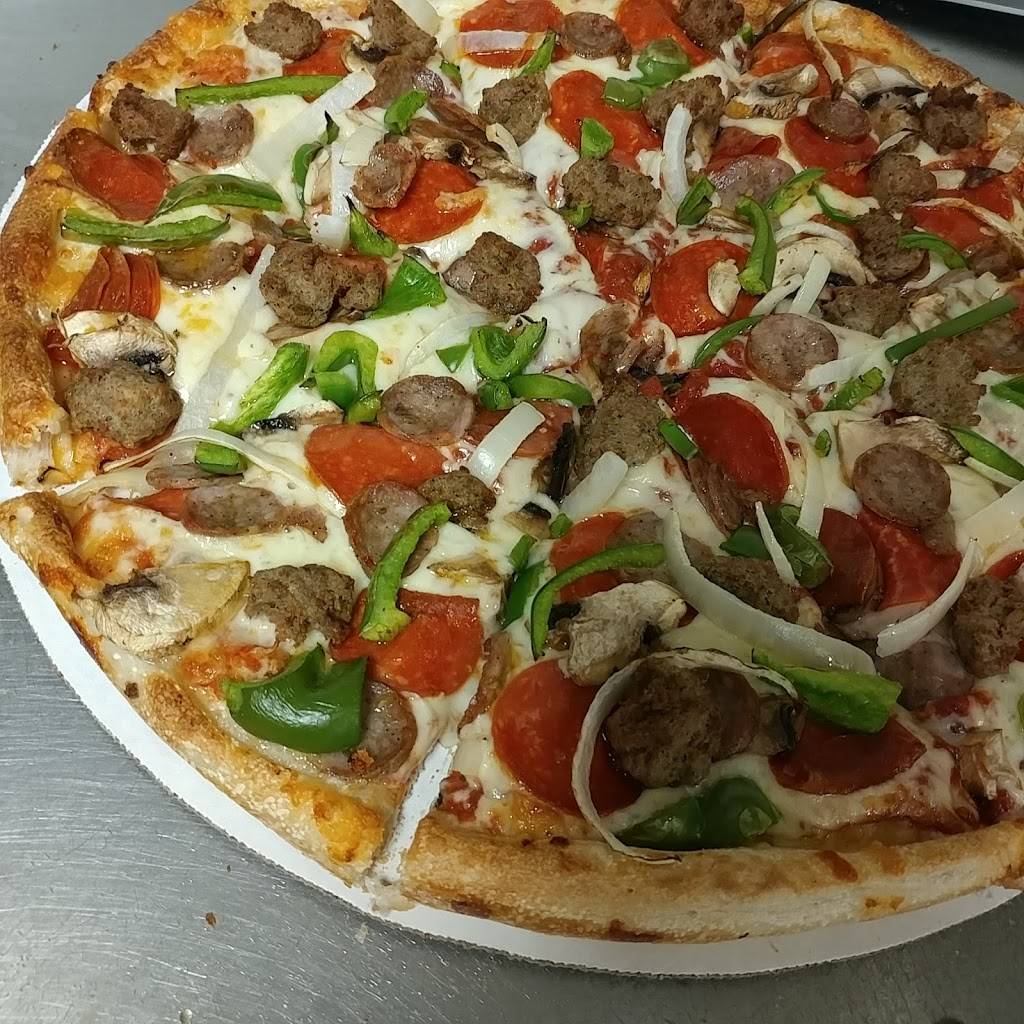 Kendall Pond Pizza Sports and Brew | restaurant | 35 Lowell Rd, Hudson, NH 03051, USA | 6035949900 OR +1 603-594-9900