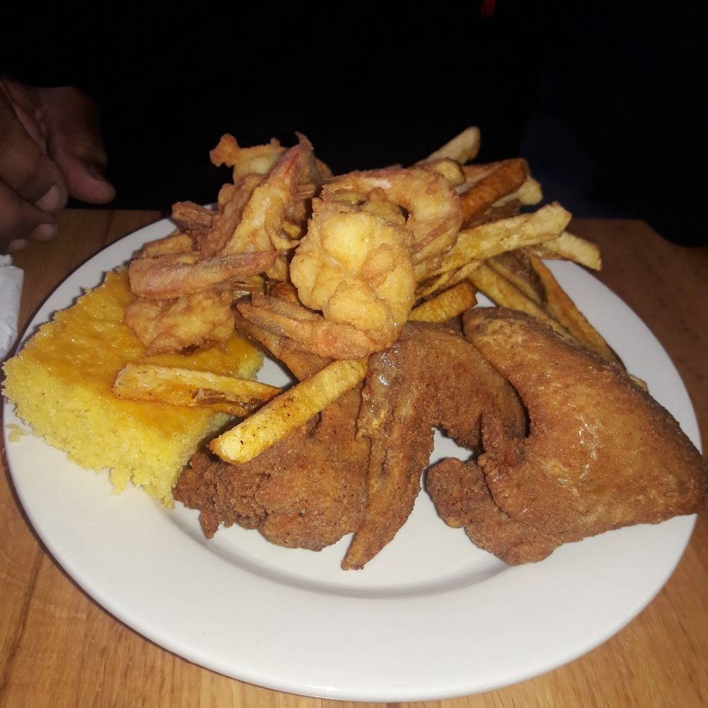 Shrimps | restaurant | 17 W Brookland Park Blvd, Richmond, VA 23222, USA | 8043515178 OR +1 804-351-5178