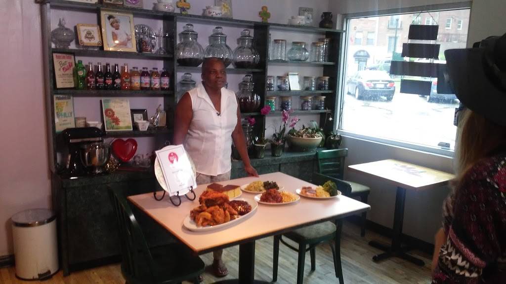 DeBreauxs | restaurant | 2135 N 63rd St, Philadelphia, PA 19151, USA | 2158774559 OR +1 215-877-4559