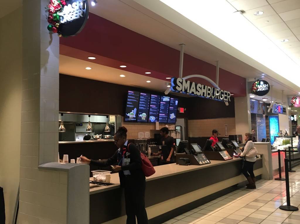 Smashburger | restaurant | 8000 Essington Ave Terminal A West, Philadelphia, PA 19153, USA | 3036331500 OR +1 303-633-1500