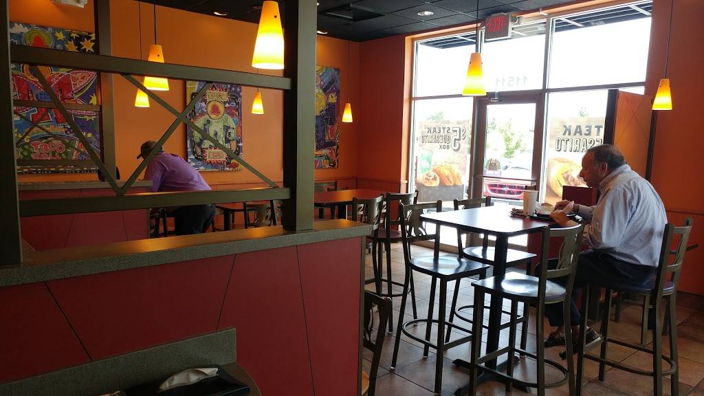 Taco Bell | meal takeaway | 11511 N Port Washington Rd, Mequon, WI 53092, USA | 2622409820 OR +1 262-240-9820
