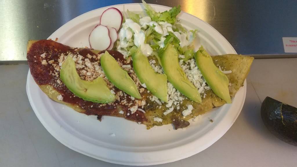 Cemitas Y Antojitos Poblanos Cinco De Mayo | restaurant | 600-630 E 40th Pl, Los Angeles, CA 90011, USA | 3234538797 OR +1 323-453-8797