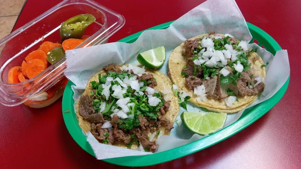 El Faro | restaurant | 6136 S Archer Rd, Summit, IL 60501, USA | 7085631022 OR +1 708-563-1022