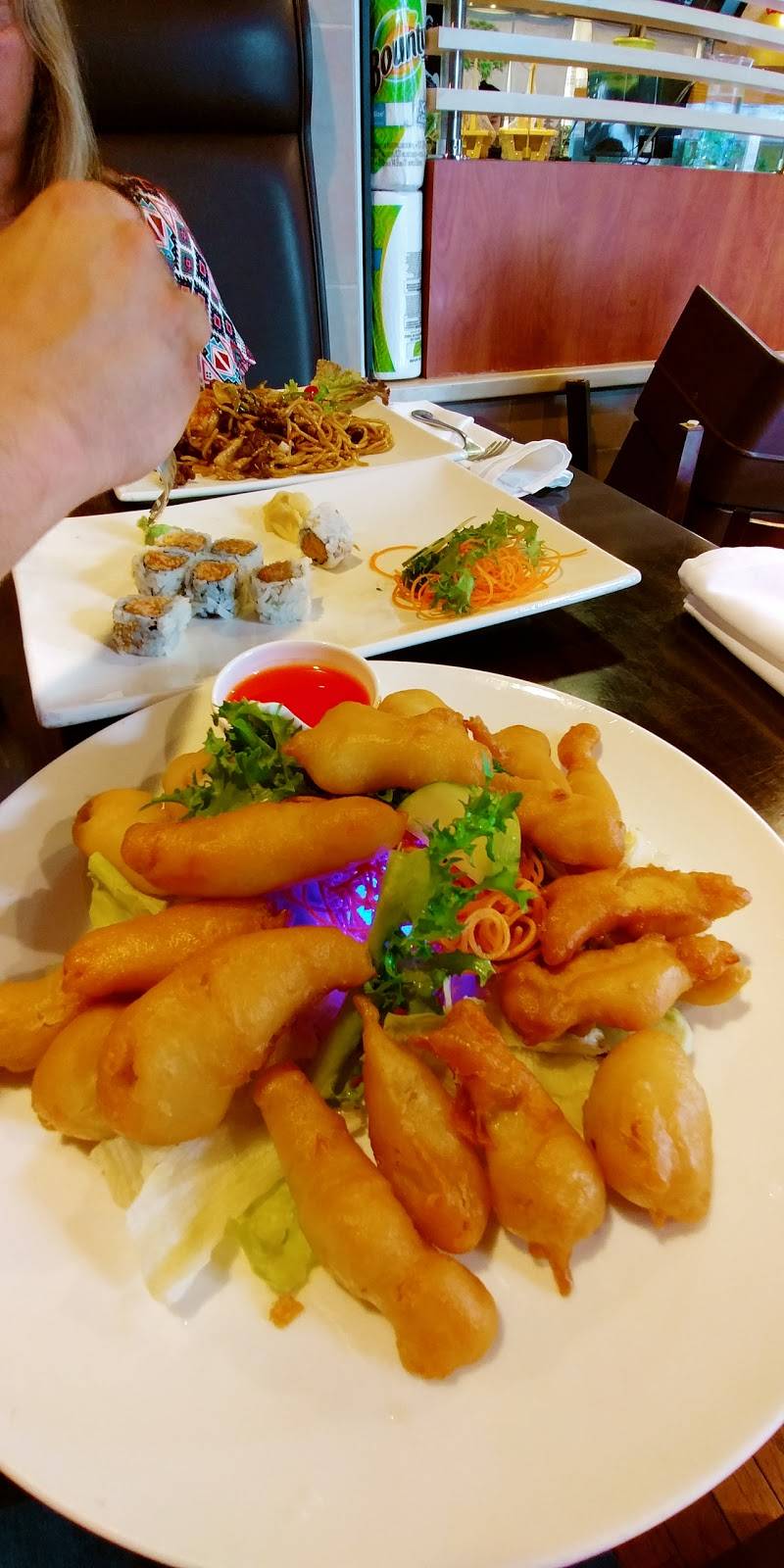 Fuji Asian Bistro | restaurant | 9001 Richlands Hwy, Richlands, NC 28574, USA | 9103246888 OR +1 910-324-6888