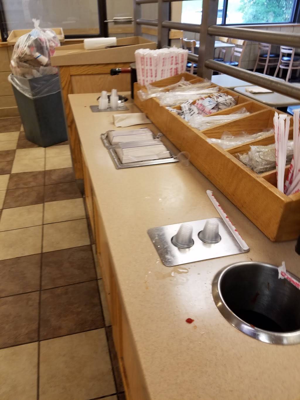 Wendys | restaurant | 1101 N Chalkville Rd, Trussville, AL 35173, USA | 2056555022 OR +1 205-655-5022