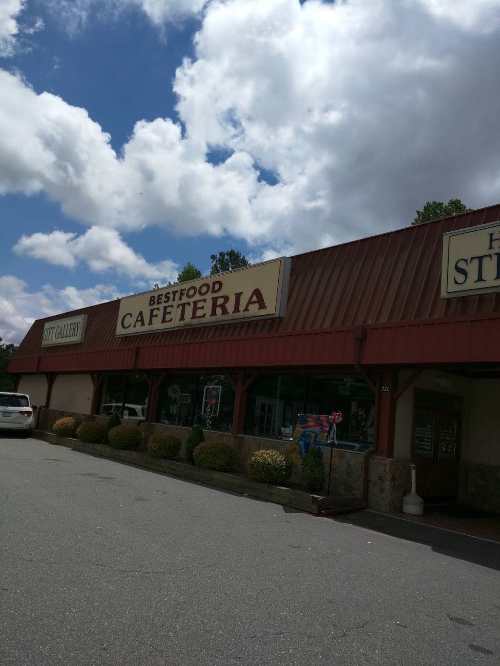Bestfood Cafeteria | restaurant | 220 E 11th St, Siler City, NC 27344, USA | 9197422475 OR +1 919-742-2475