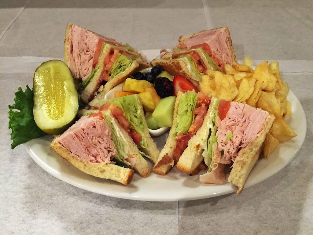 Joes Deli & Restaurant | restaurant | 19215 Hilliard Blvd, Rocky River, OH 44116, USA | 4403337890 OR +1 440-333-7890