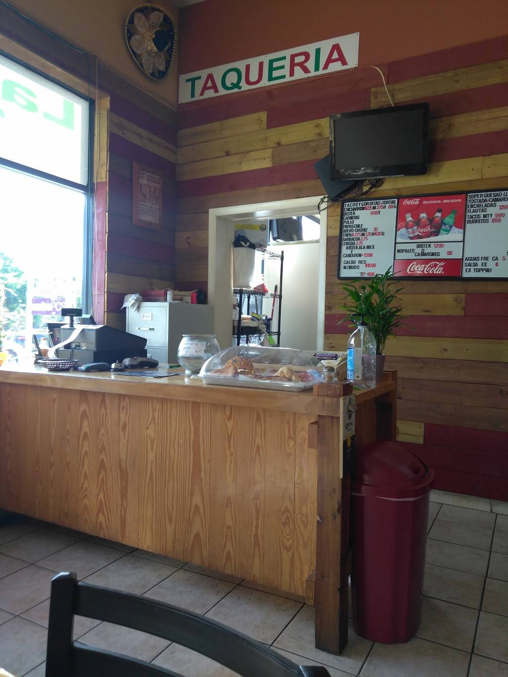 Los Regios Taqueria | restaurant | 27010 Old 41 Rd, Bonita Springs, FL 34135, USA | 2399492469 OR +1 239-949-2469