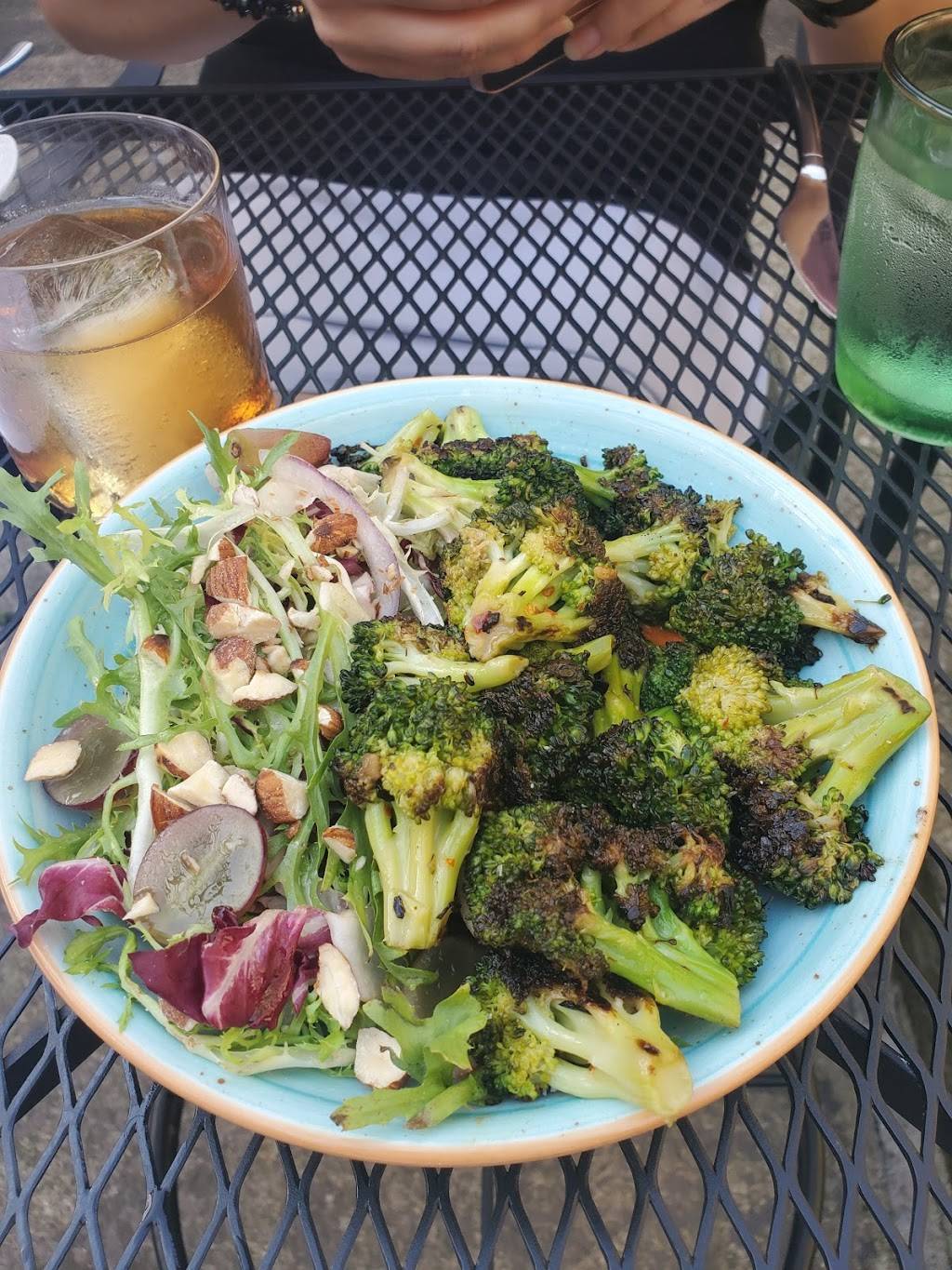 The Dapper Goose | restaurant | 491 Amherst St, Buffalo, NY 14207, USA | 7165510716 OR +1 716-551-0716